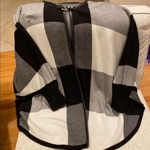 Tunic, lightly worn no damages